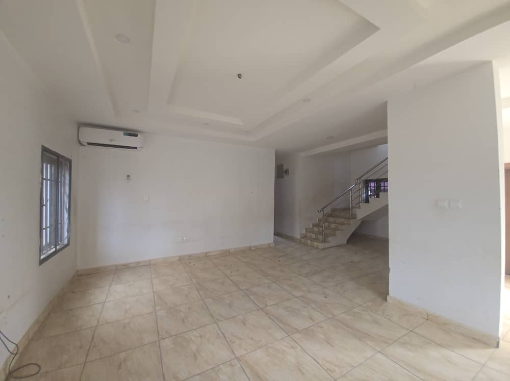 WhatsApp Image 2025-03-04 at 2.01.43 PM (2)